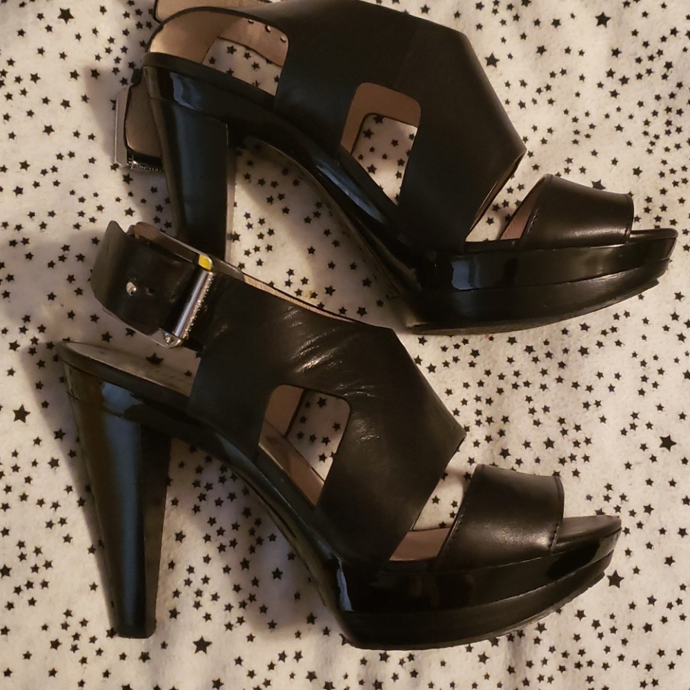 Michael Kors Heel Pumps size 9